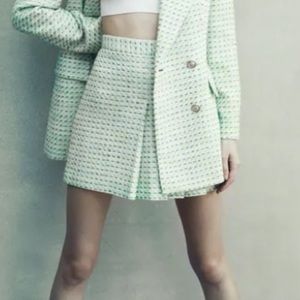Zara plaid pleated skirt